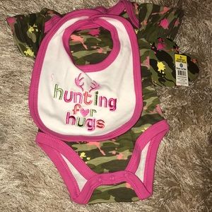 Babygirl camo onesie set with bib